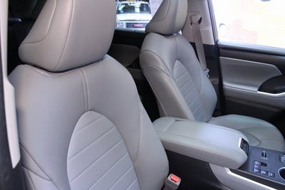 2024 Toyota Highlander Hybrid XLE