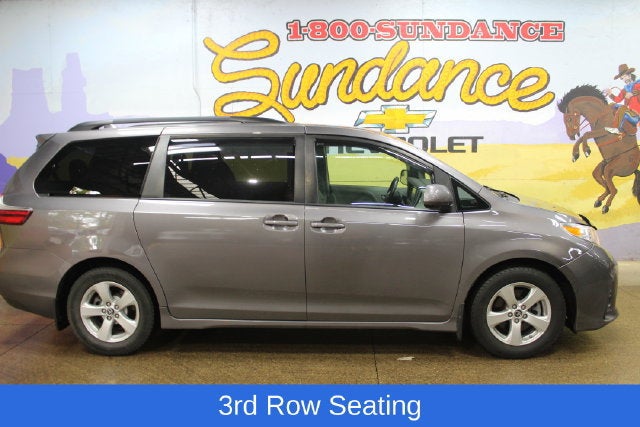 2019 Toyota Sienna LE Auto Access Seat