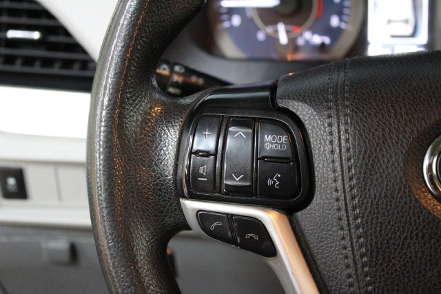 2019 Toyota Sienna LE Auto Access Seat