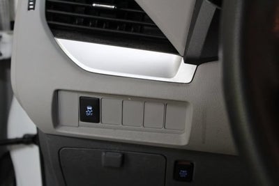 2017 Toyota Sienna LE Auto Access Seat