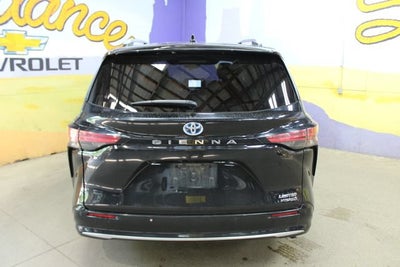 2021 Toyota Sienna Limited