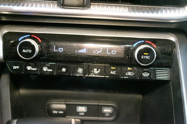 2022 Kia K5 EX