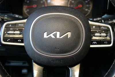 2022 Kia Sorento LX