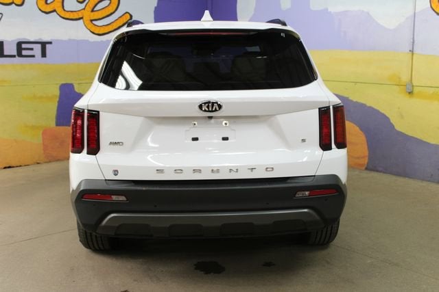 2021 Kia Sorento S