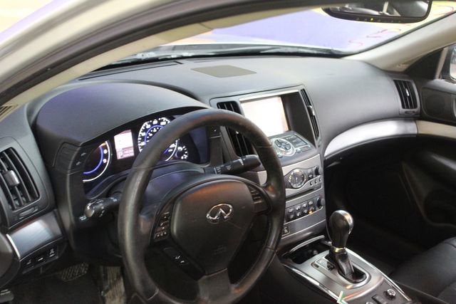 2012 INFINITI G37x x