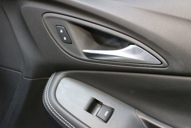 2025 Buick Encore GX Avenir