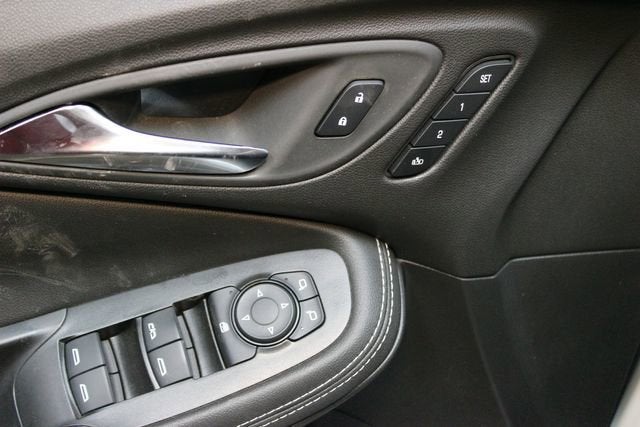 2025 Buick Encore GX Avenir