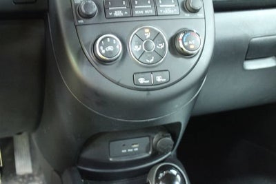 2013 Kia Soul Base